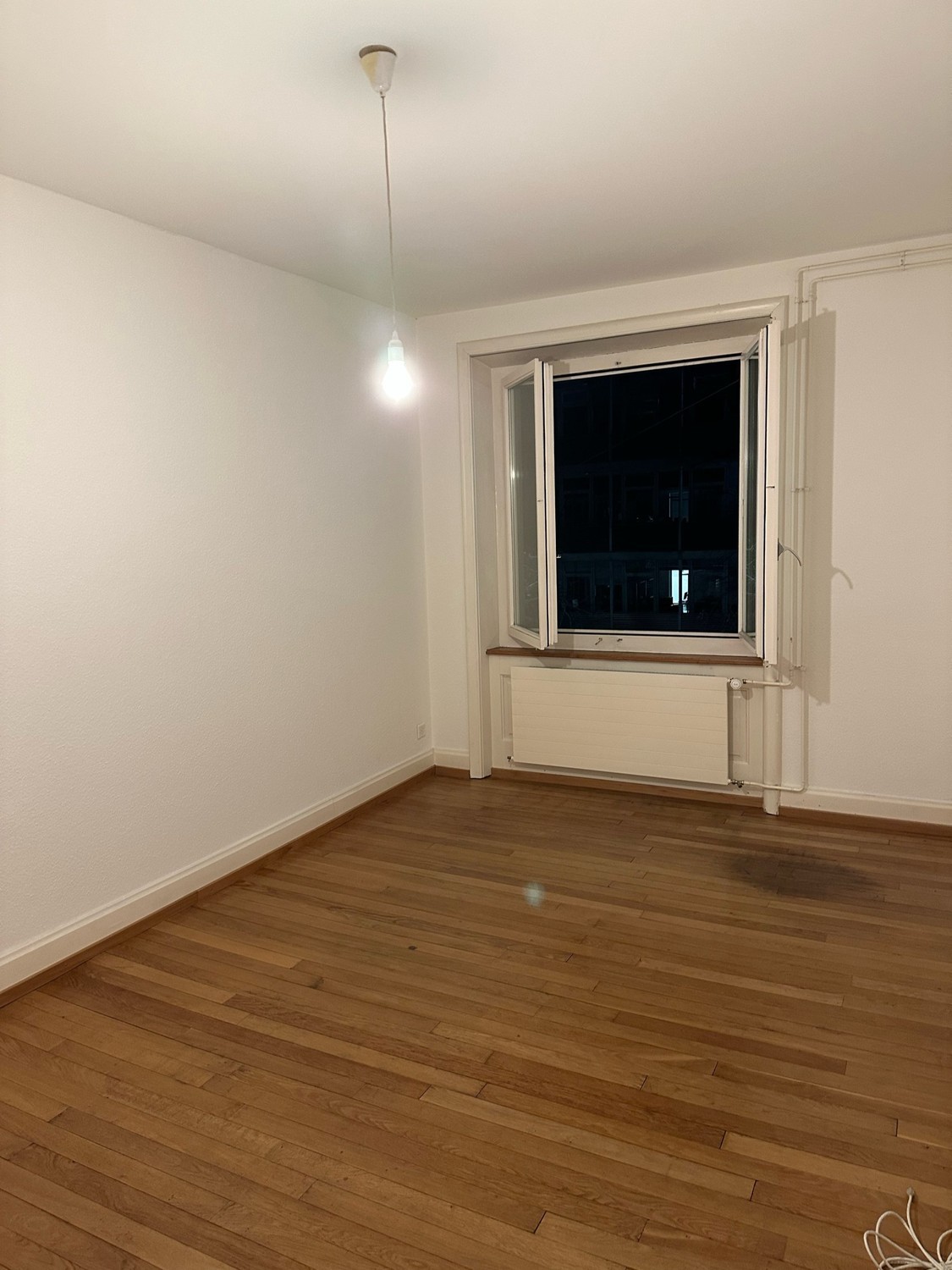 Chambre dans un appartement partagé