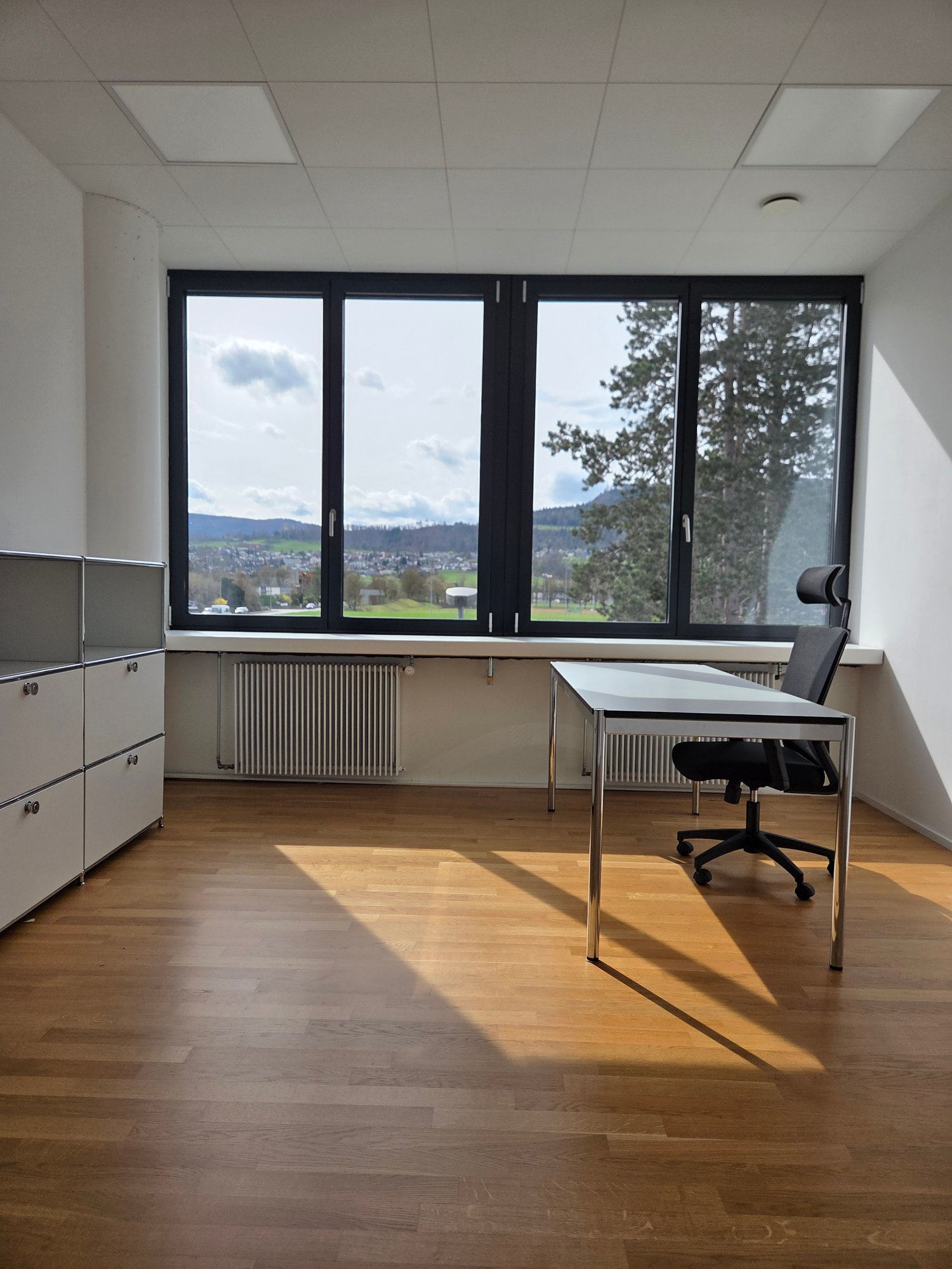 Bureau de 20m², photo 2 sur 4