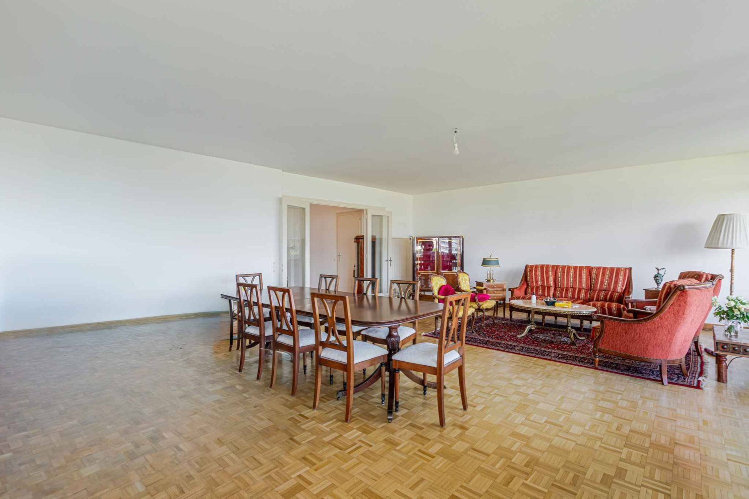 7-Zimmer-Wohnung, Foto 3 von 9