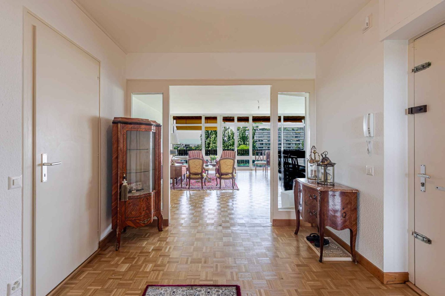 7-Zimmer-Wohnung, Foto 9 von 9