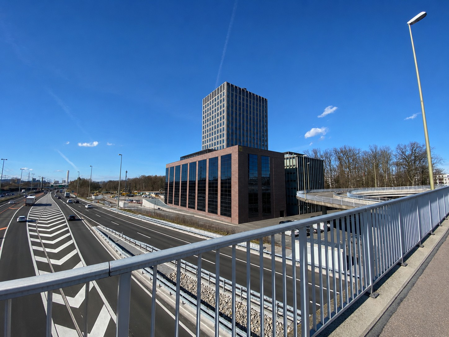 1050m² Gewerbe
