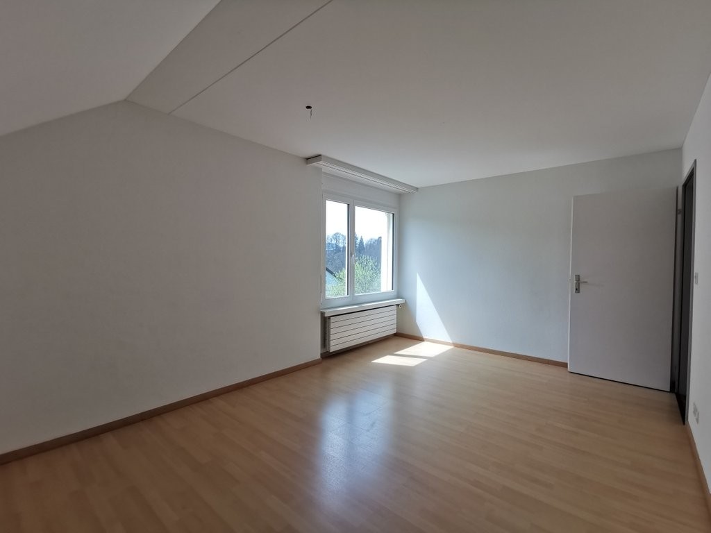 4 rooms apartment, photo 3 of 9