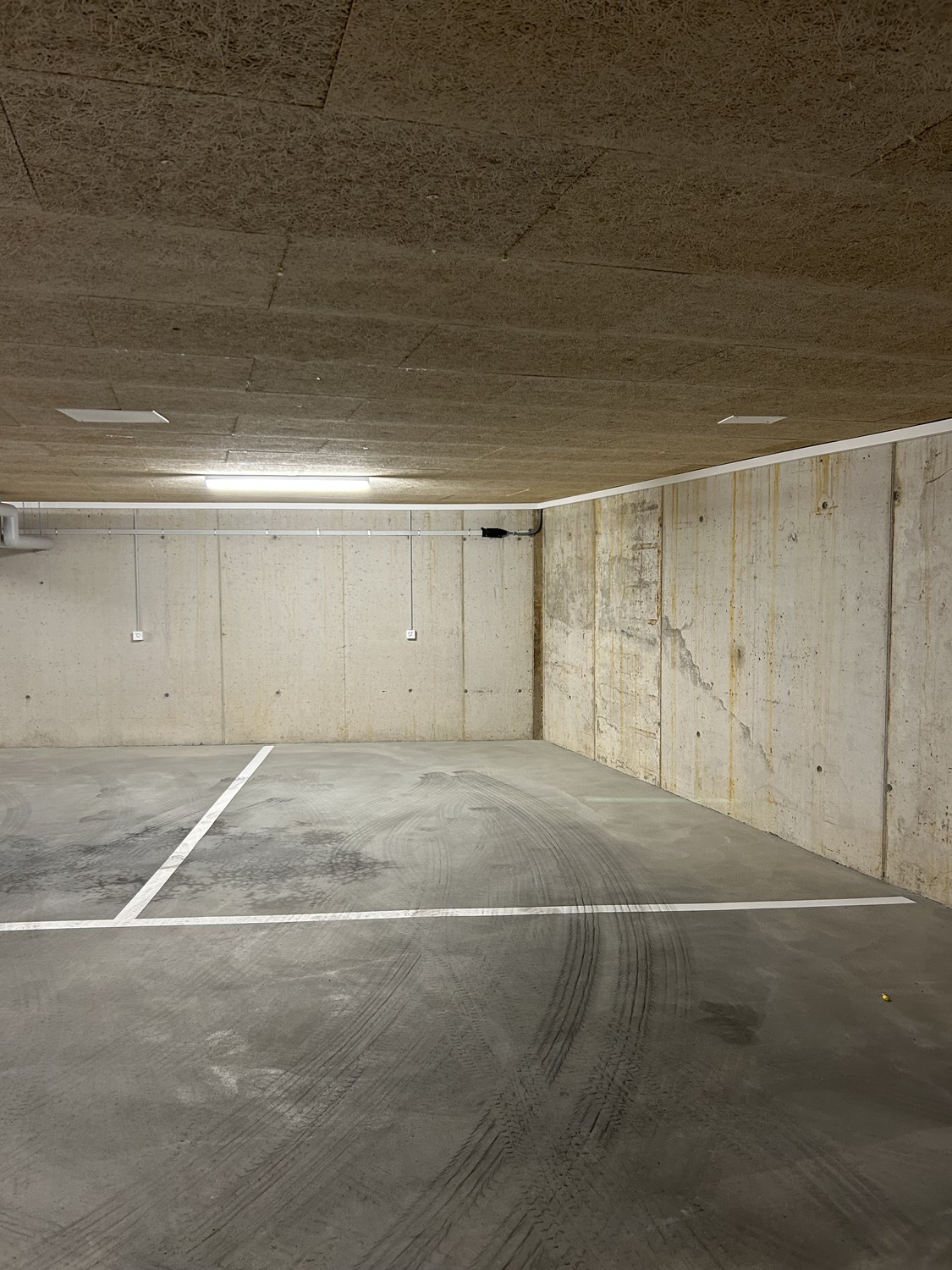 Underground slot