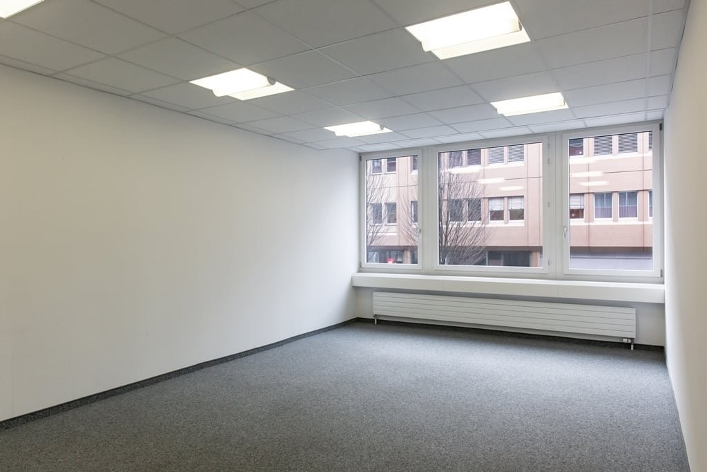 98m² office