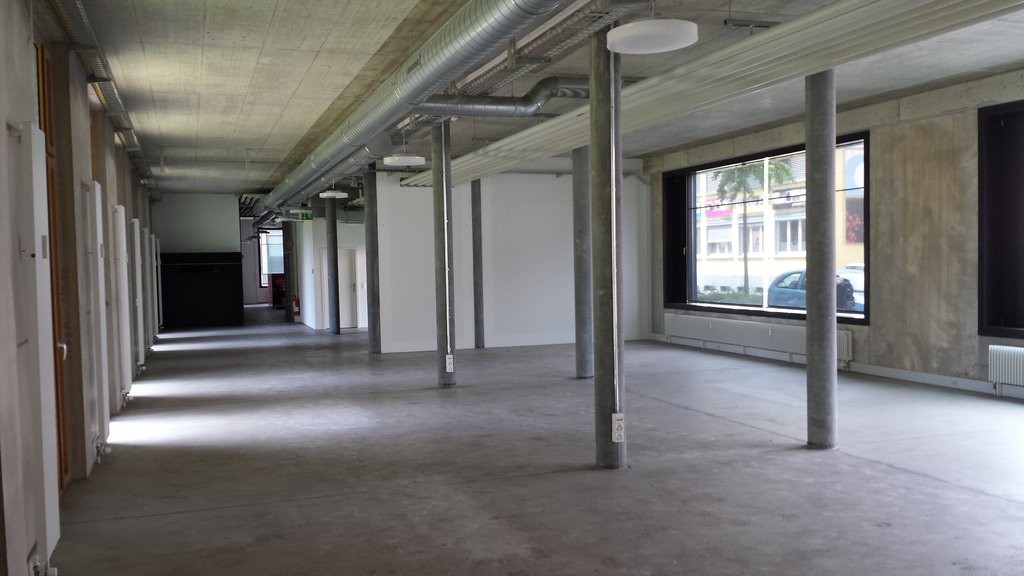 339m² commercial