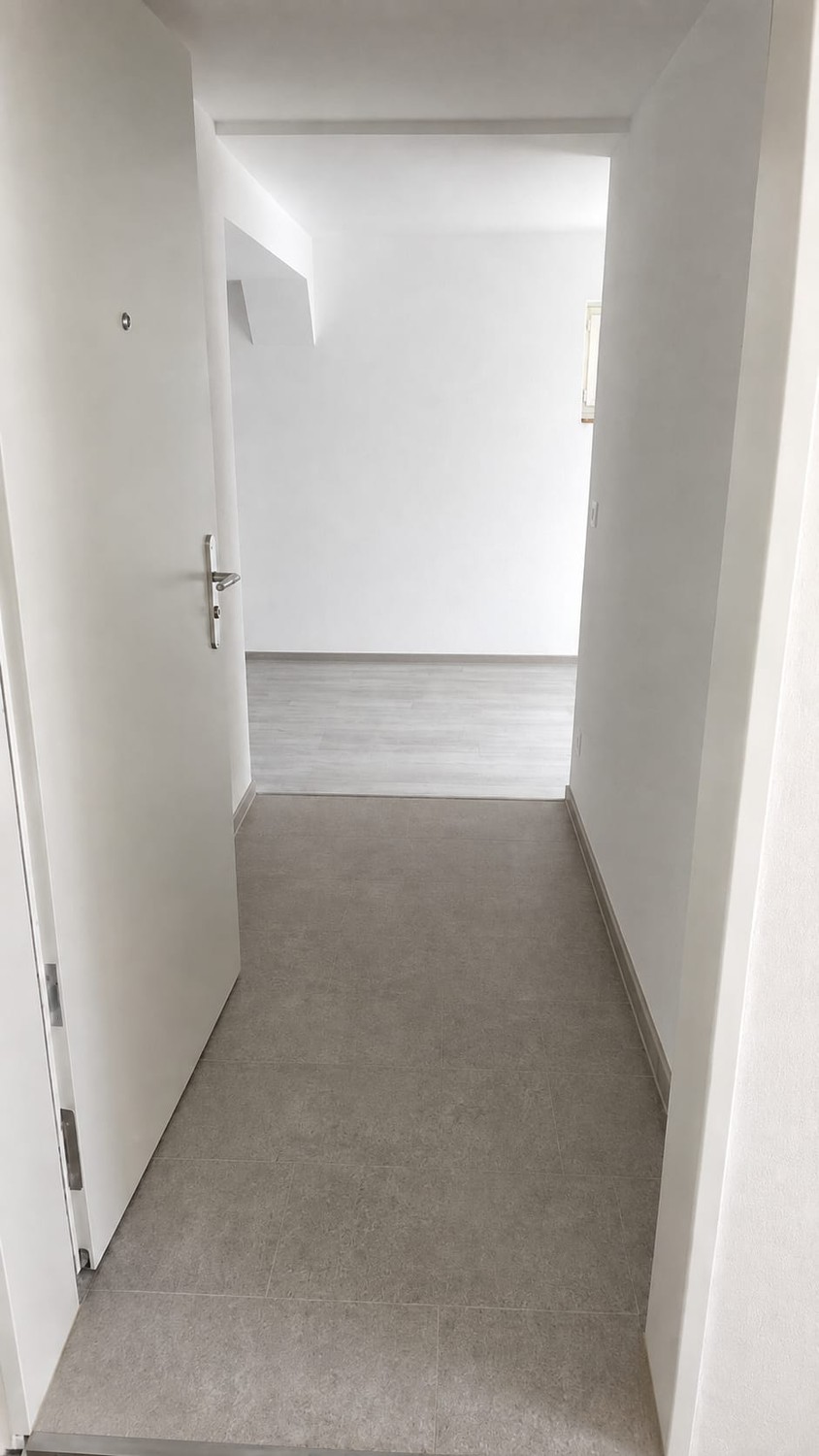 2 rooms studio, Foto 2 von 3