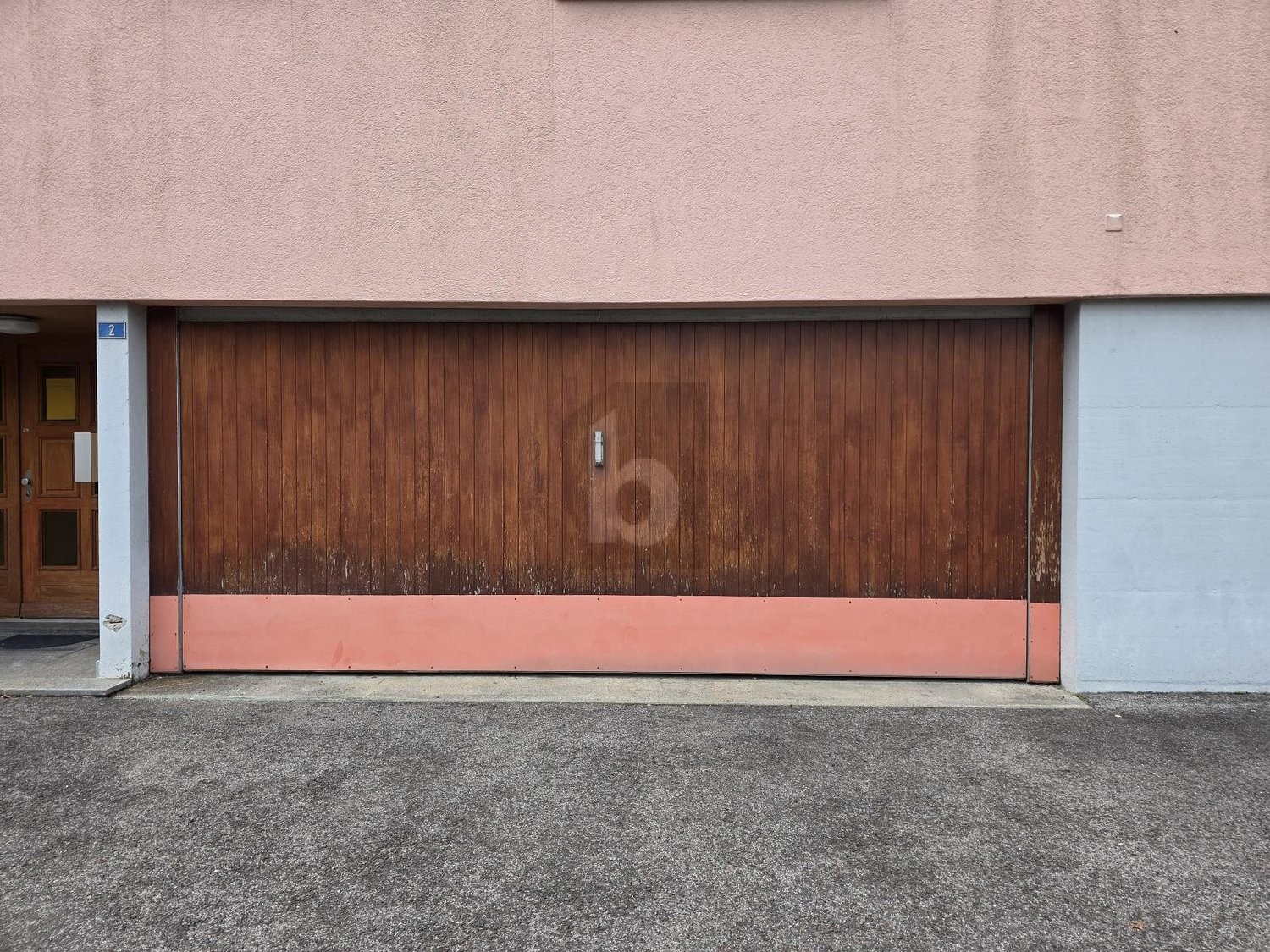 8 rooms multi family house