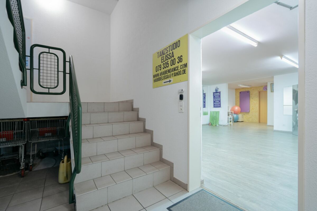 Living / commercial building