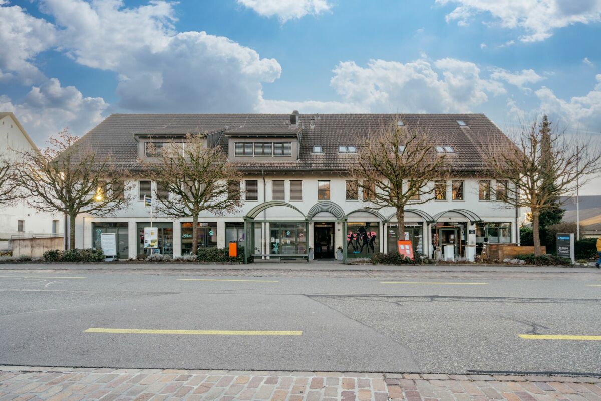 Living / commercial building