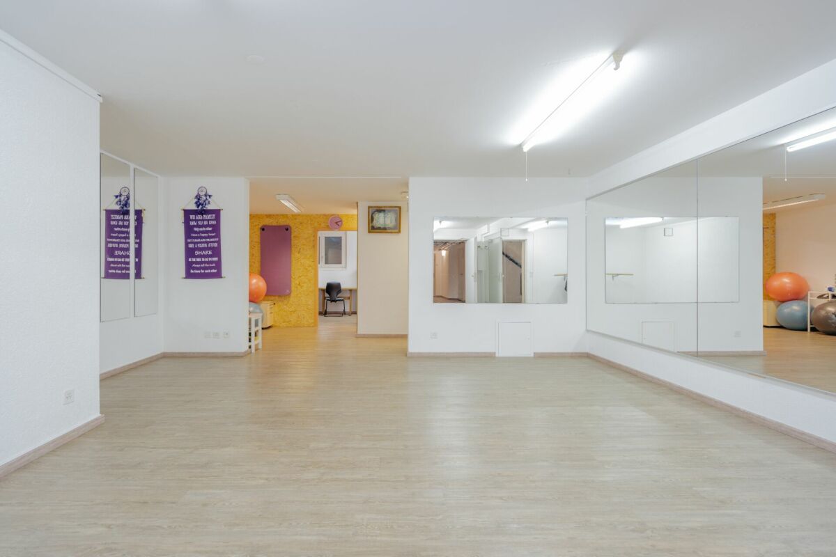 Living / commercial building