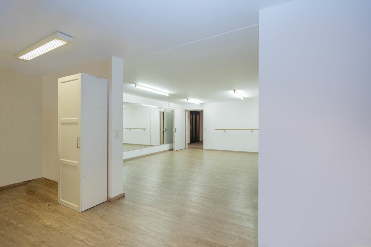 Living / commercial building