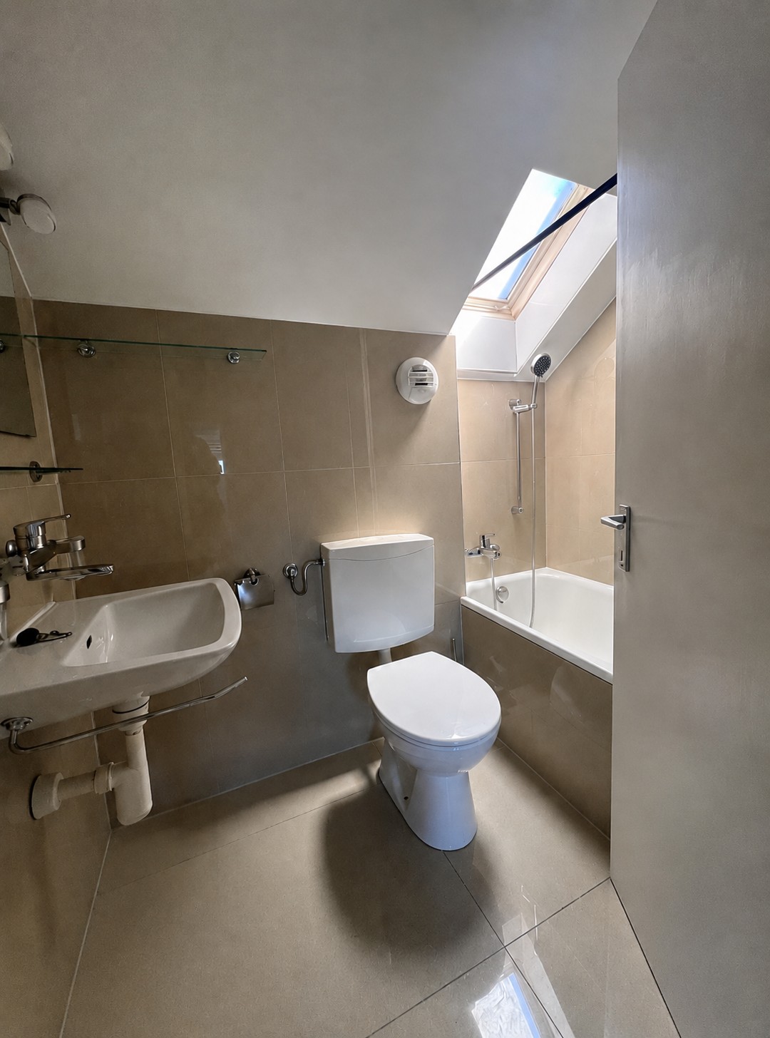 6-Zimmer-Einfamilienhaus, Foto 9 von 10