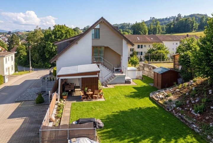 Casa multifamiliare