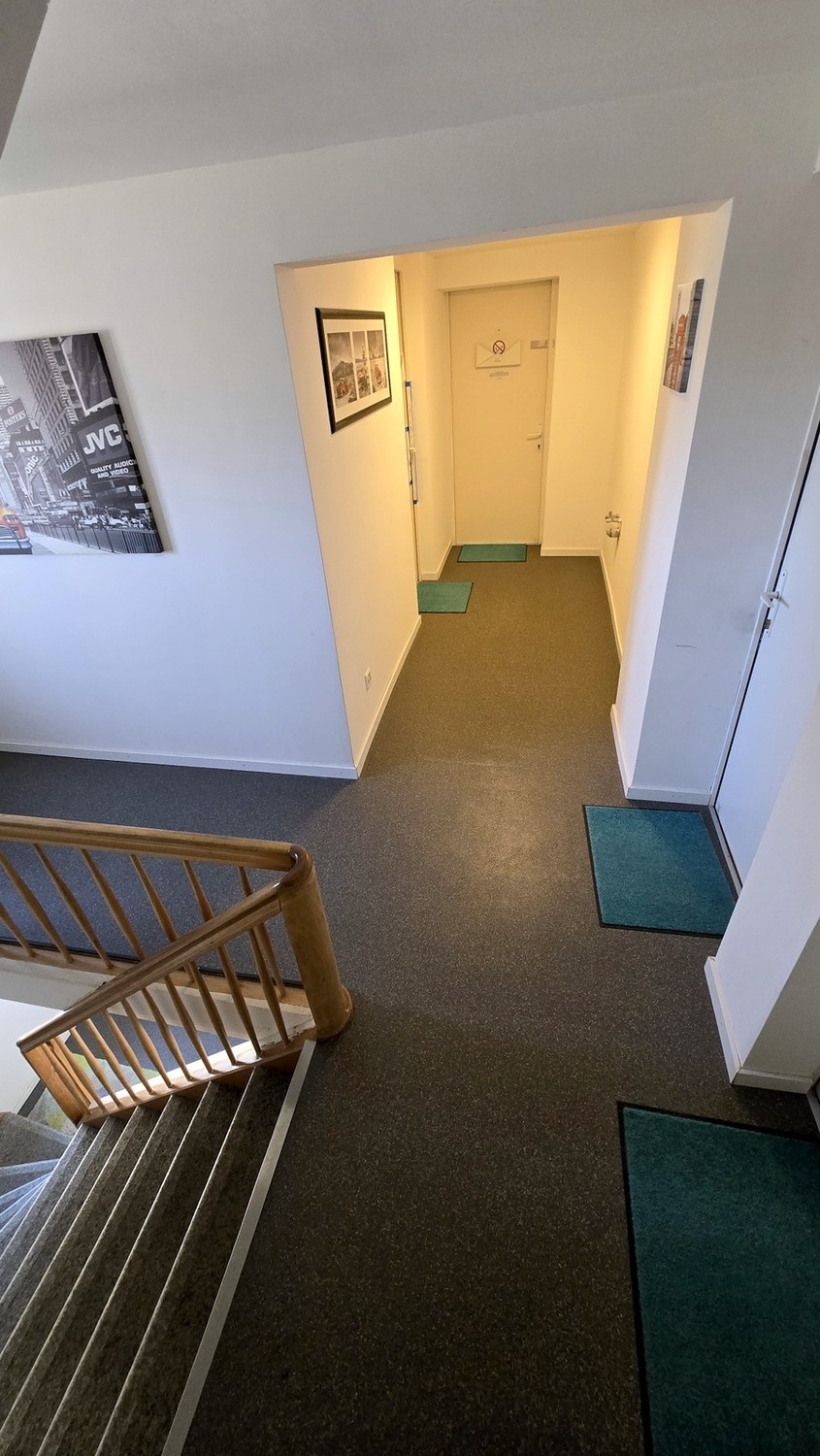 10 rooms single house
