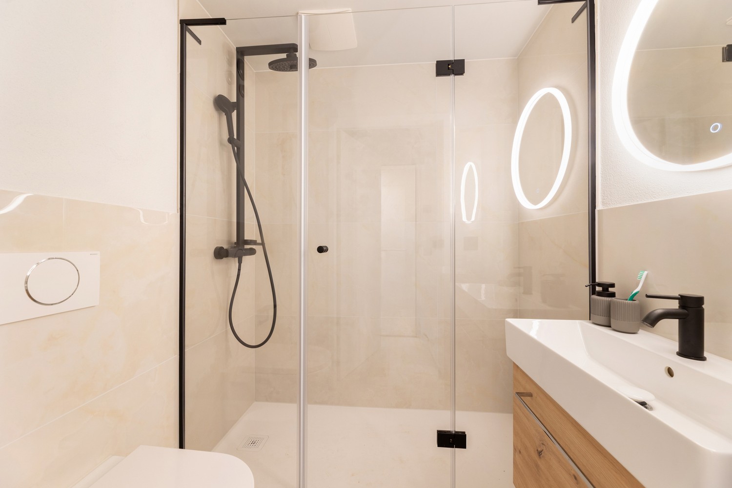 Möblierte 1 ½ Zimmer Wohnung, Foto 4 von 5