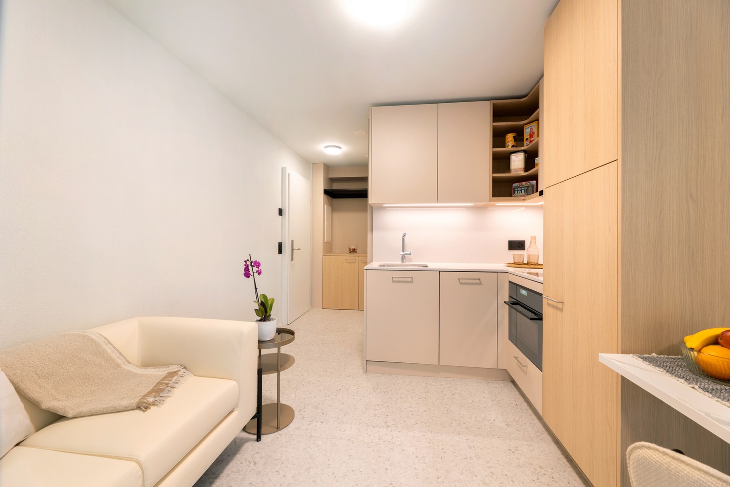 Möblierte 1 ½ Zimmer Wohnung, Foto 2 von 5