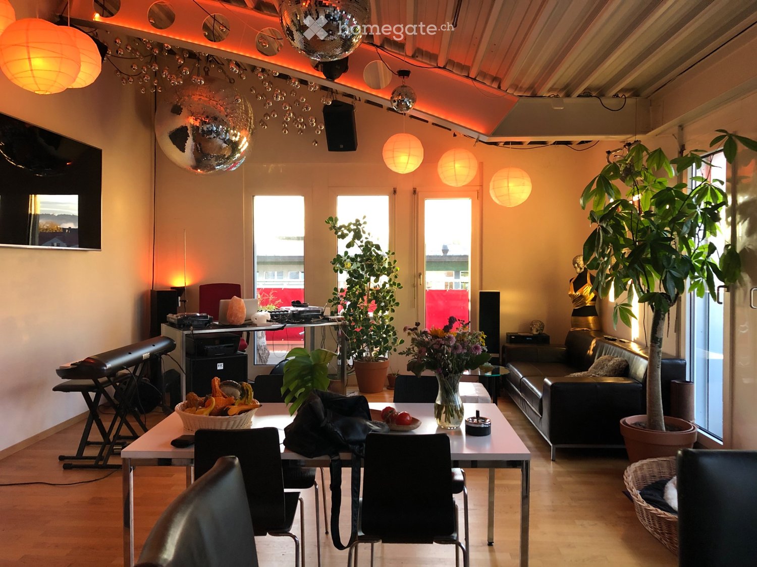 1 room single room, Foto 1 von 5