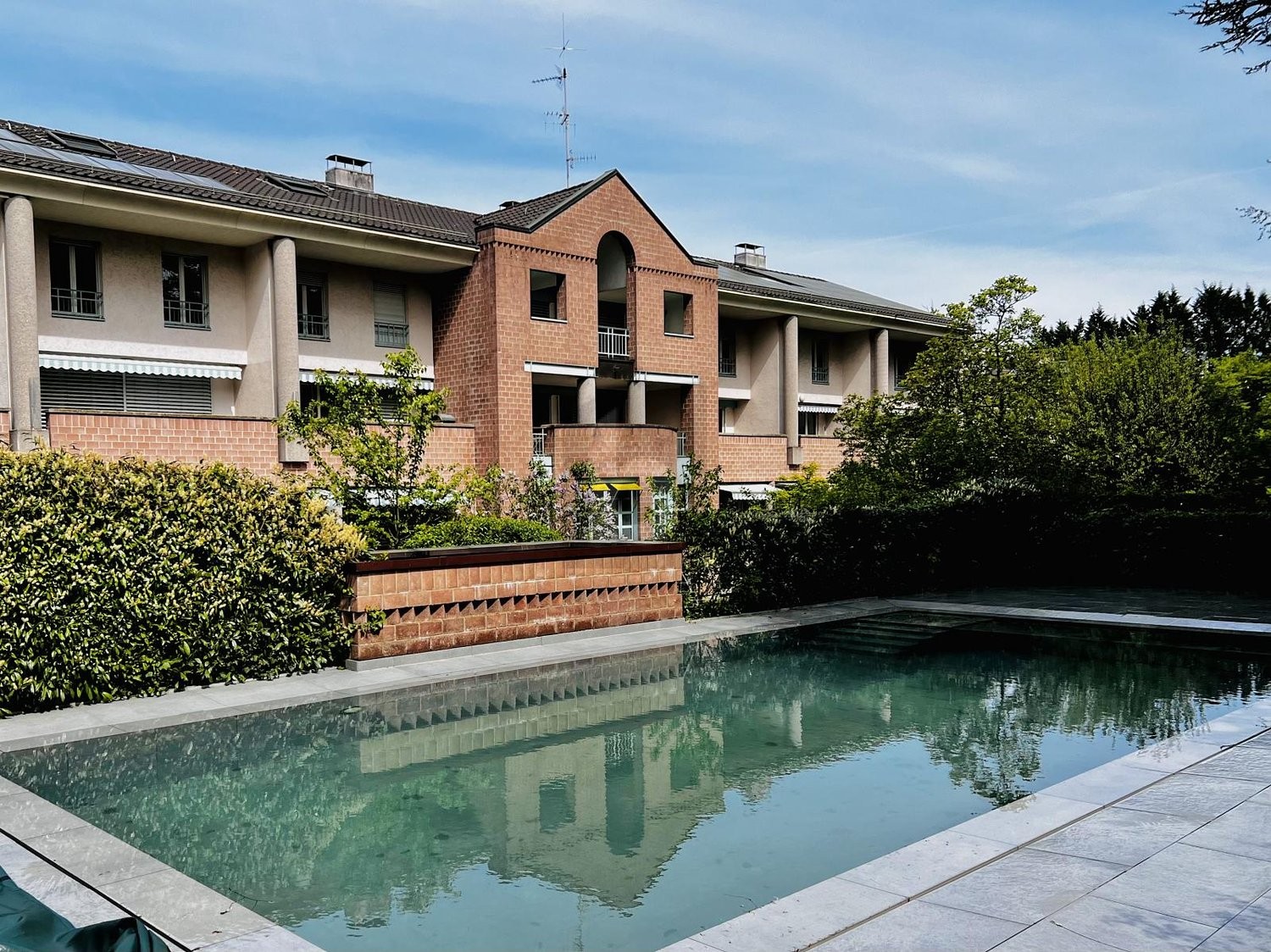 8 rooms duplex house