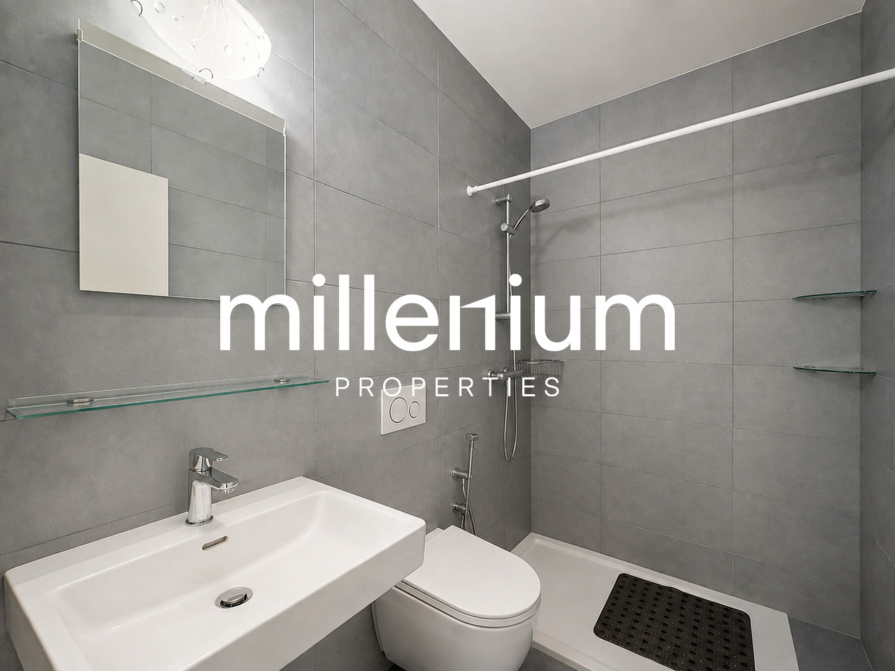 6 rooms apartment