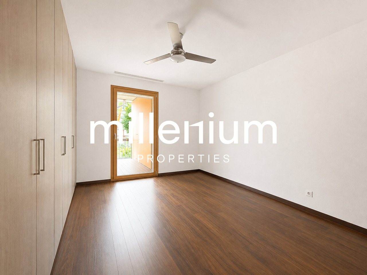 6 rooms apartment