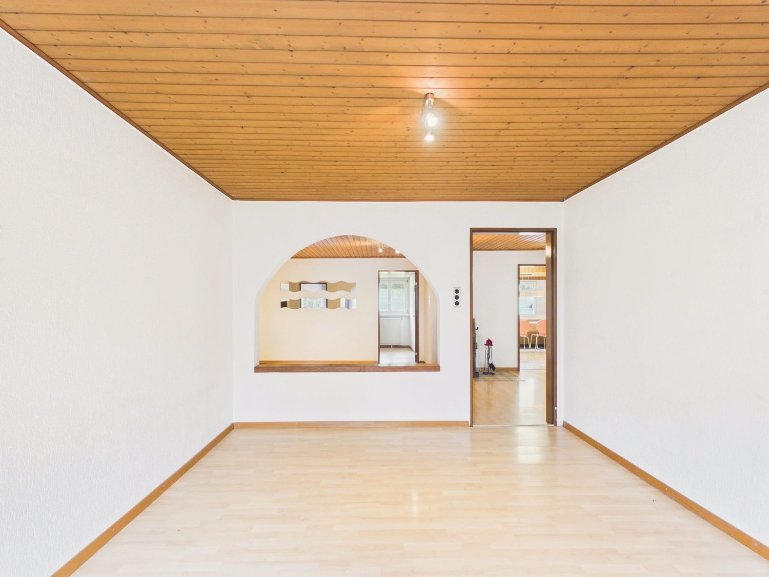 5 rooms apartment, Foto 8 von 10