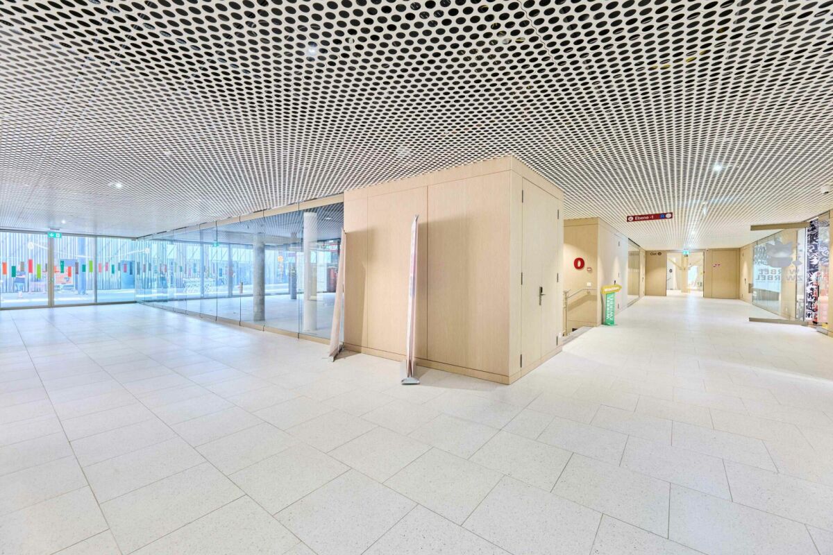 655m² commerciale