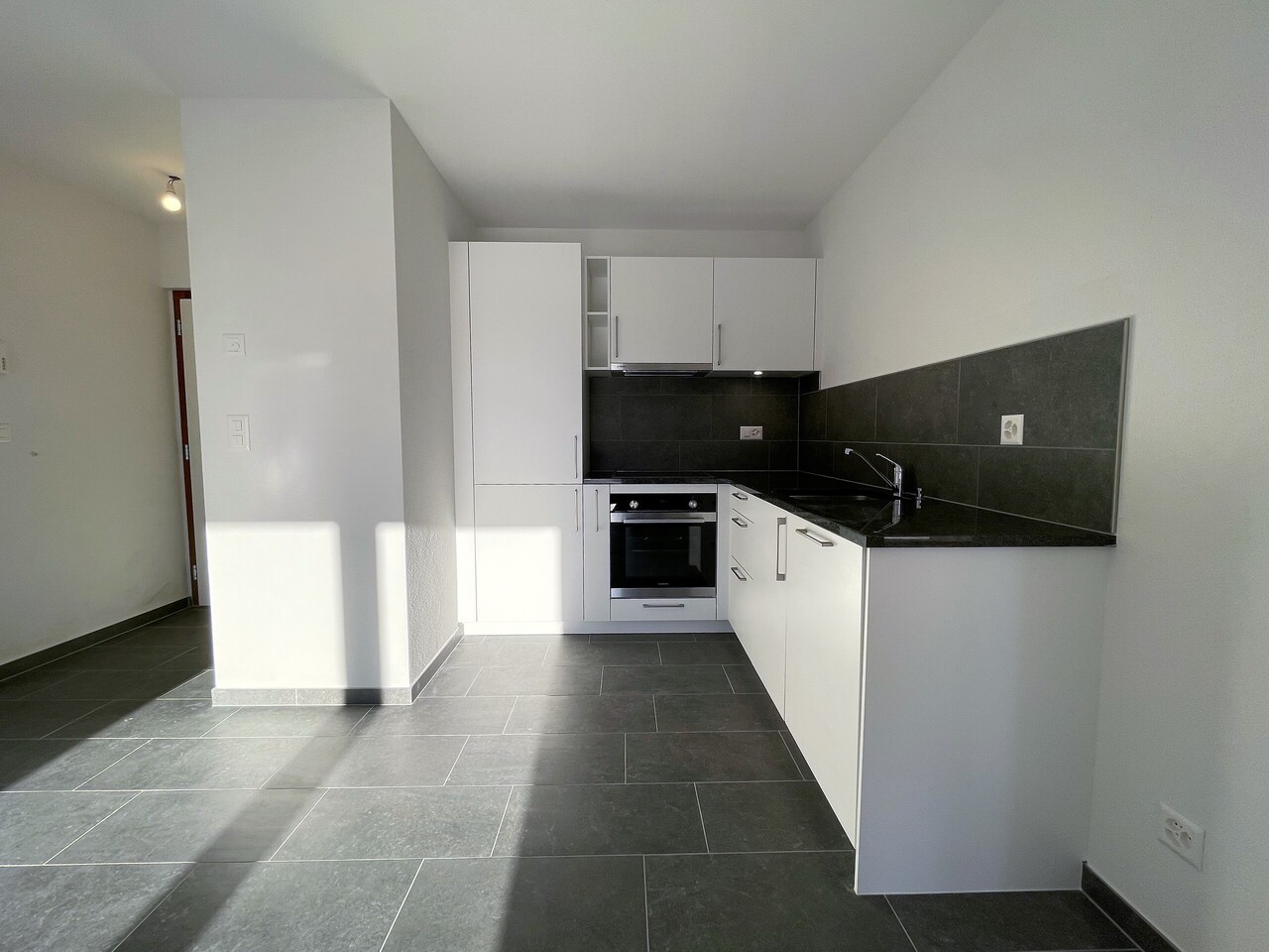 2 ½ Zimmer Wohnung, Foto 2 von 5