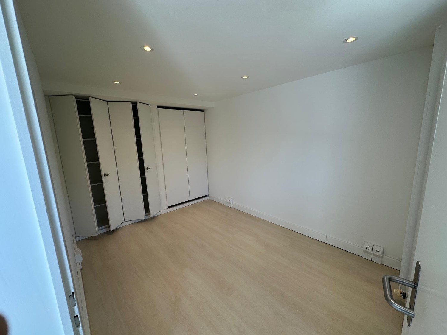 2 rooms apartment, Foto 1 von 8