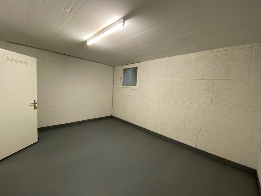 16m² storage room
