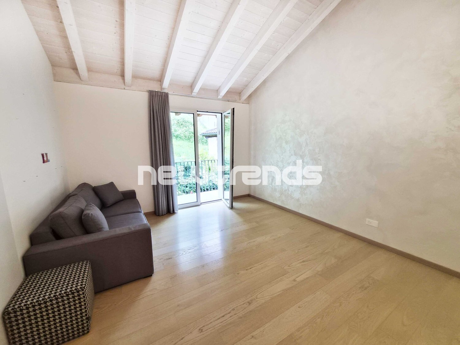 4 ½ rooms attic flat
