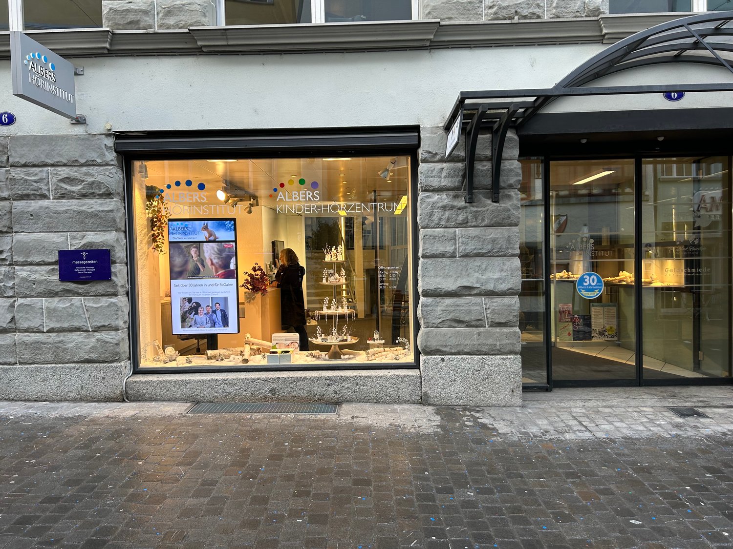 Shop, photo 1 of 10