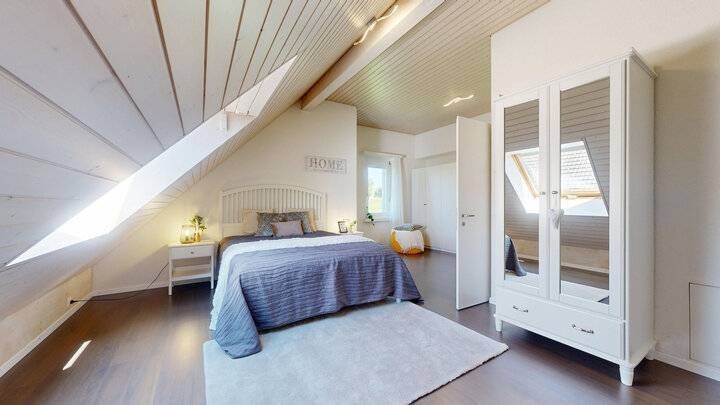 4 ½ rooms attic flat, Foto 1 von 7