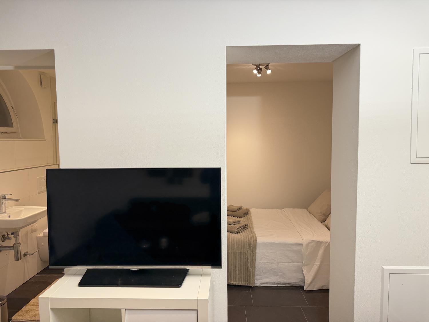 1-Zimmer-Wohnung, Foto 2 von 10