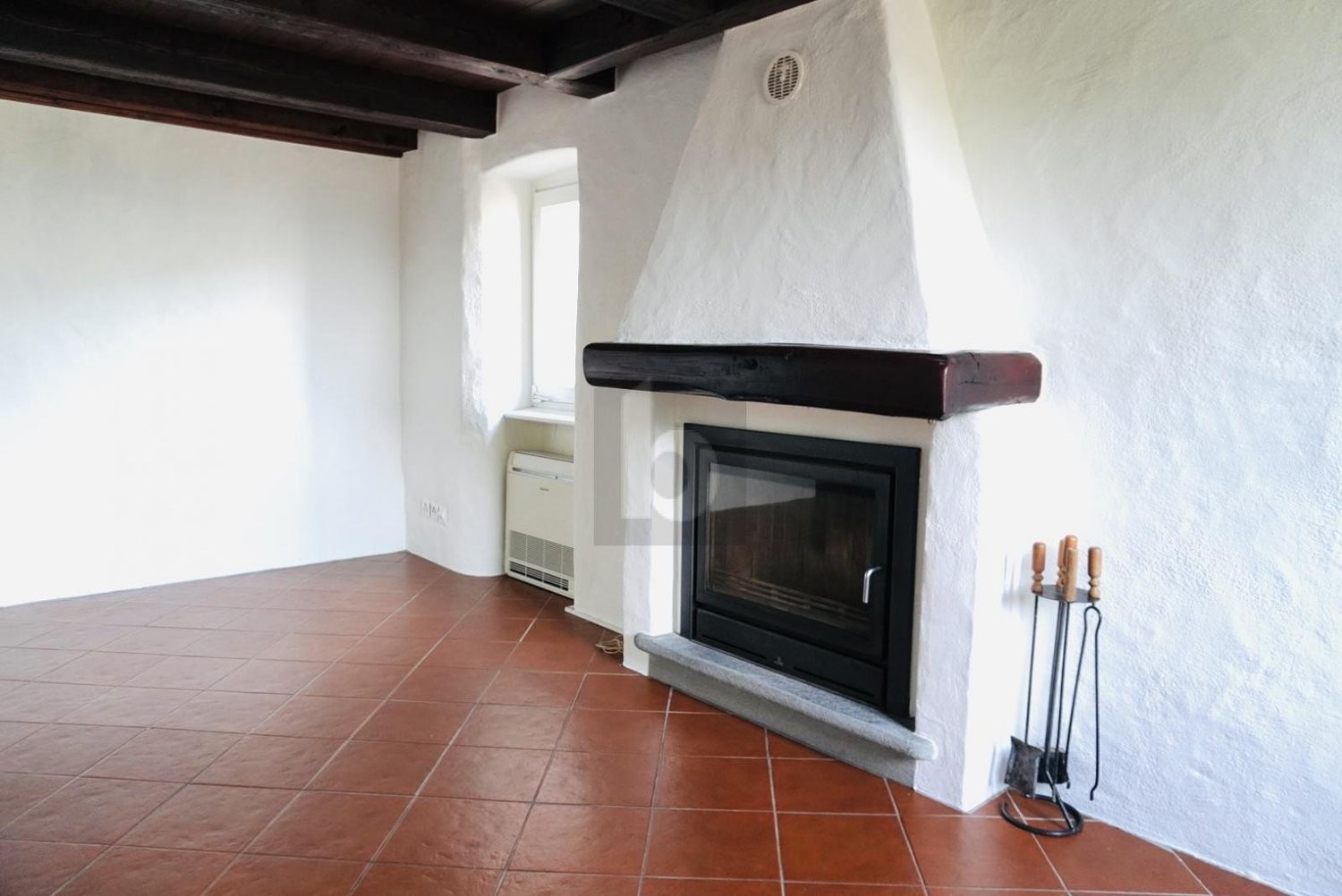 3 rooms single house