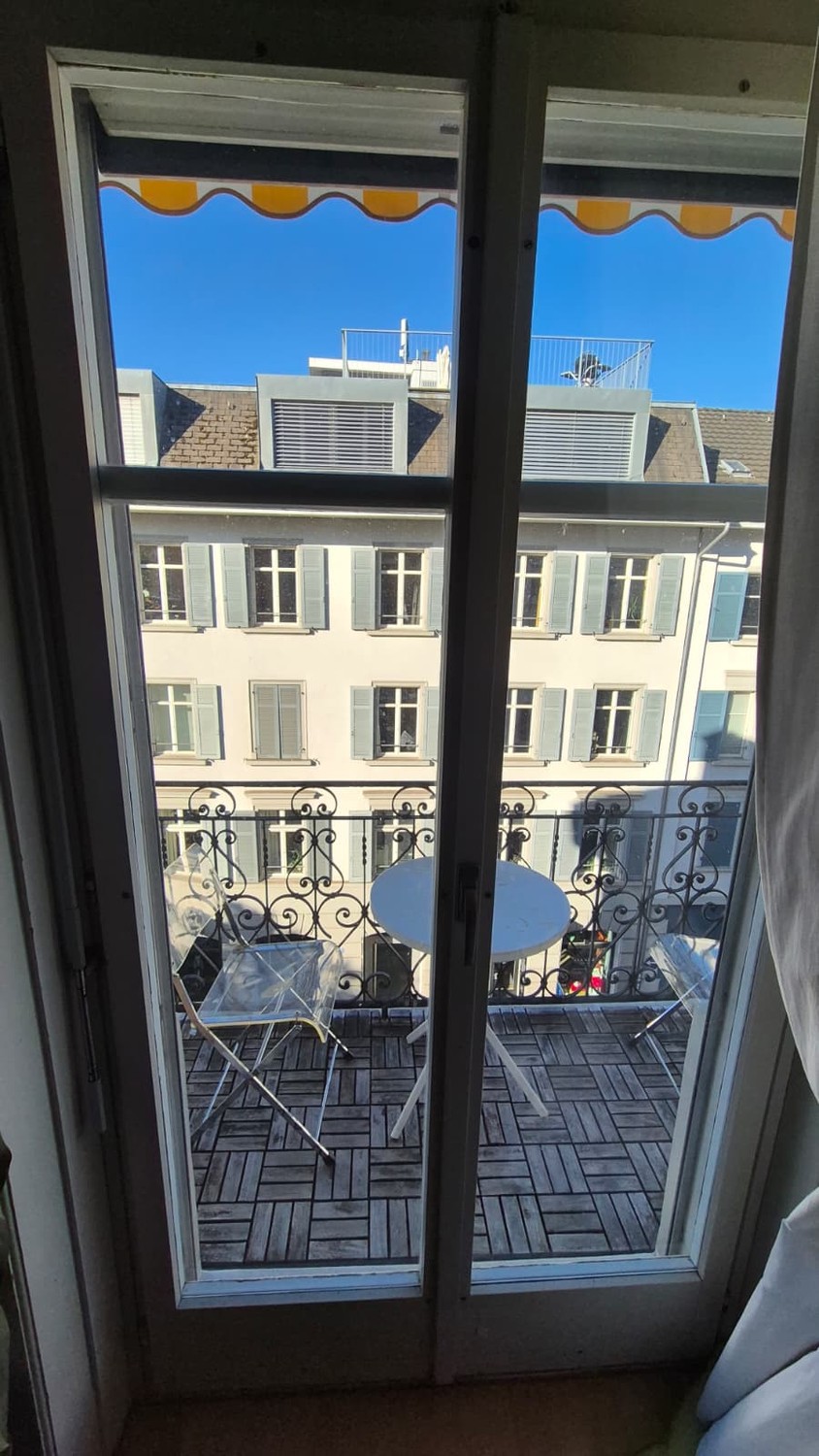 Chambre dans un appartement partagé