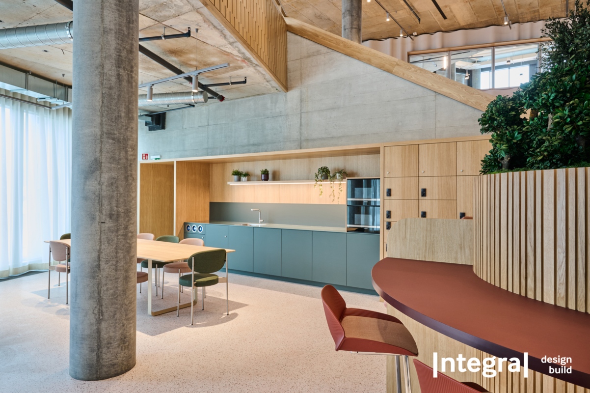 100m² office