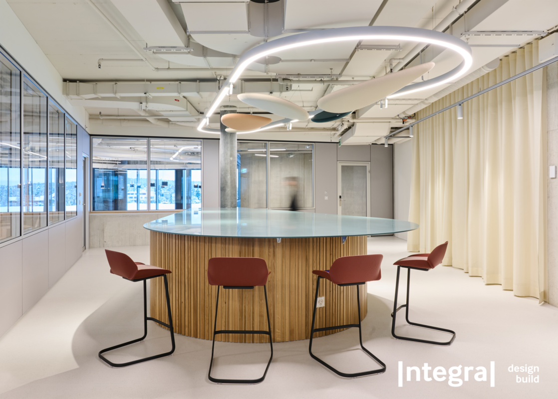 100m² office