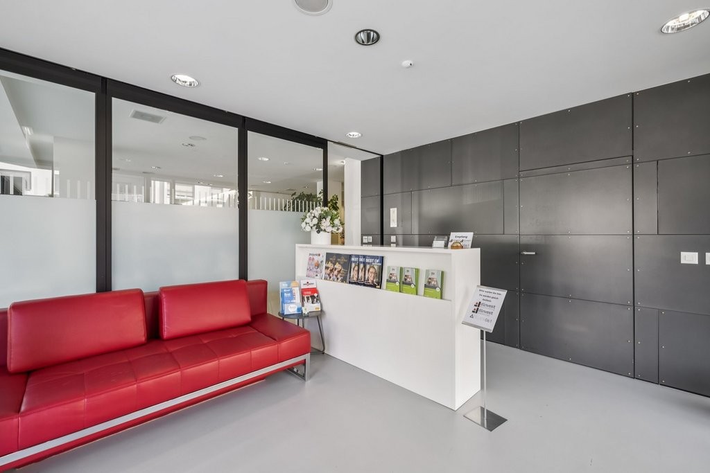 448m² commerciale