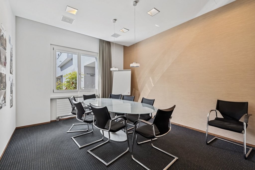 448m² commerciale