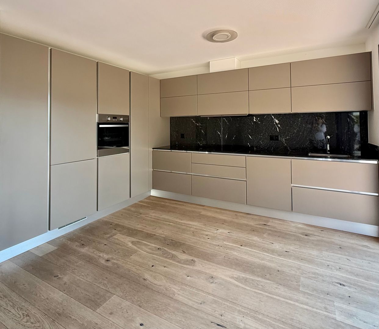 3-Zimmer-Wohnung, Foto 1 von 7