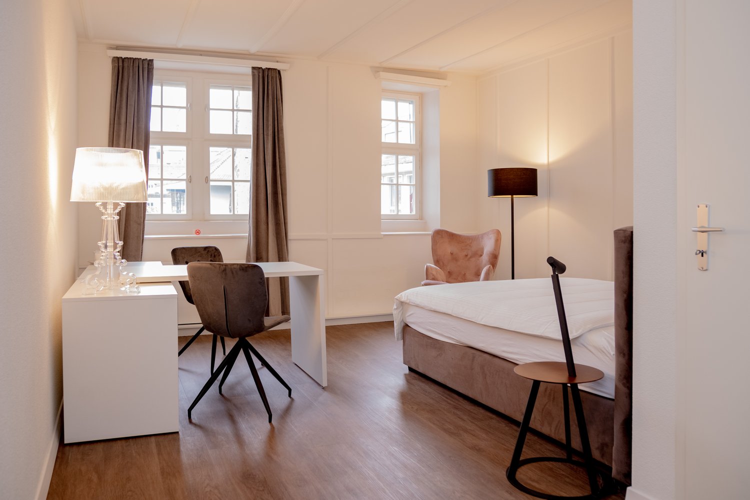 1 room furnished flat, Foto 1 von 10