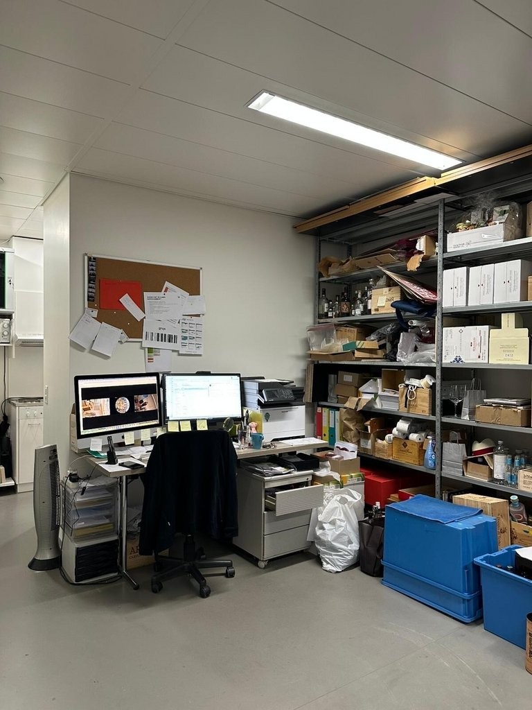 180m² shop, photo 7 of 7