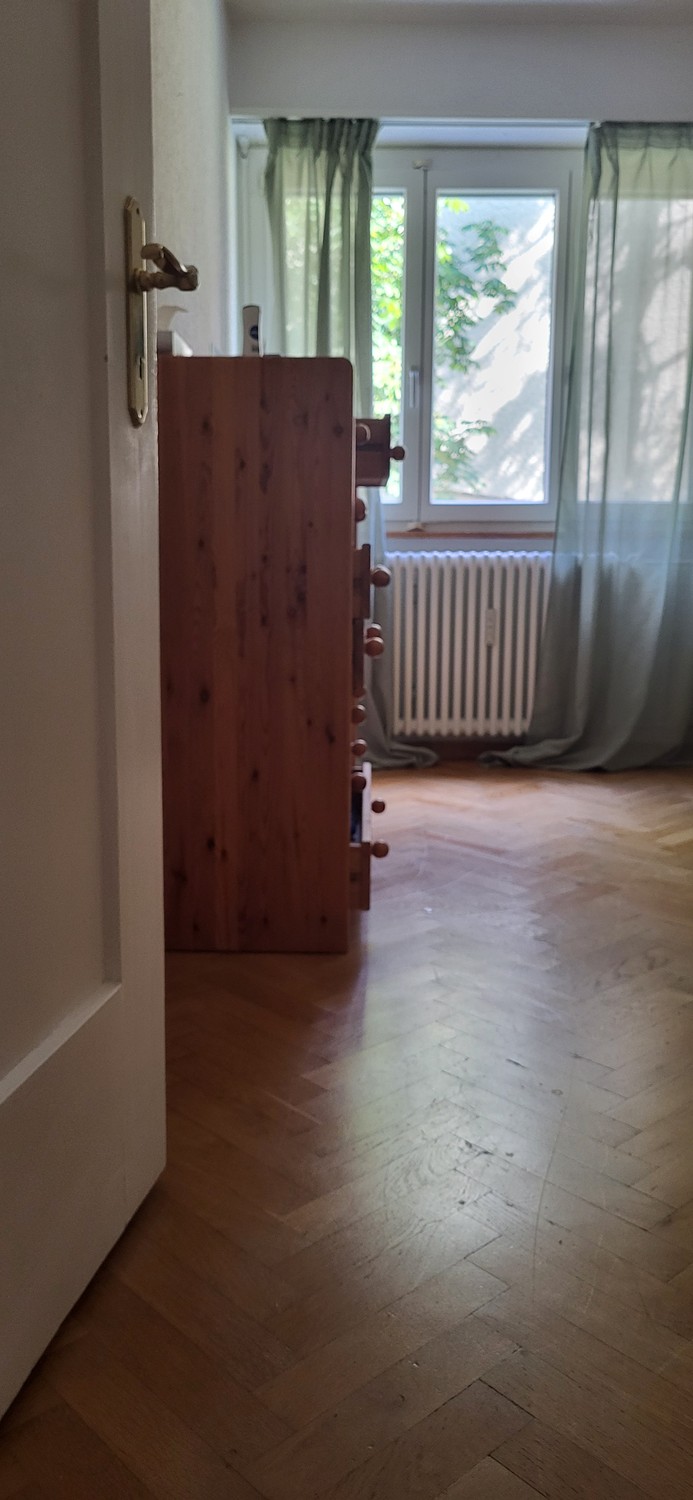 Room in a shared flat, Foto 1 von 2