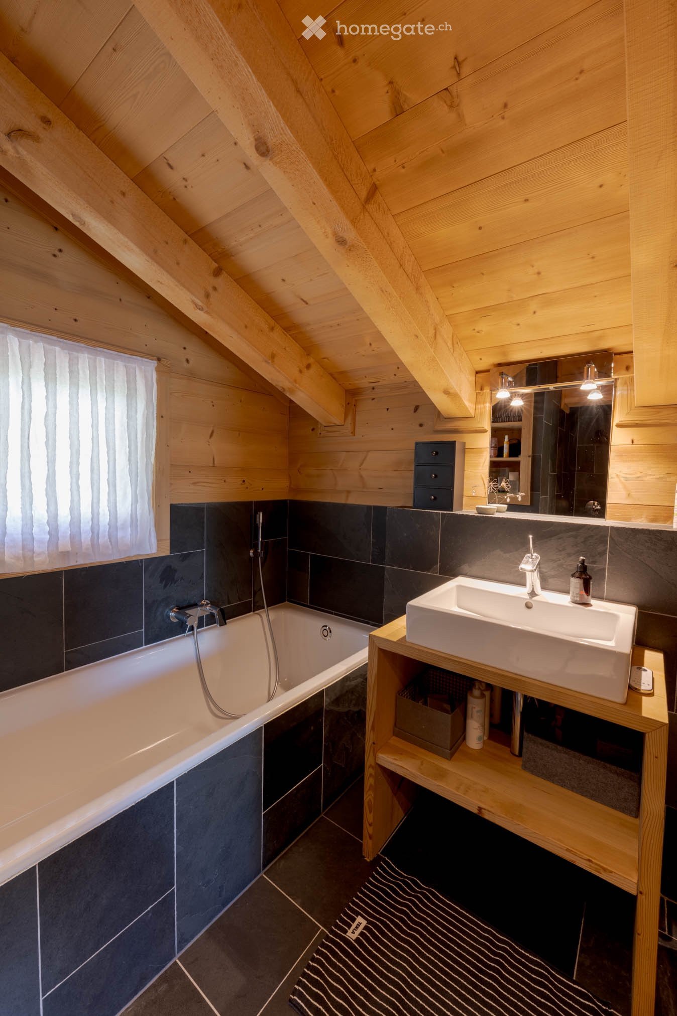 5 rooms single house