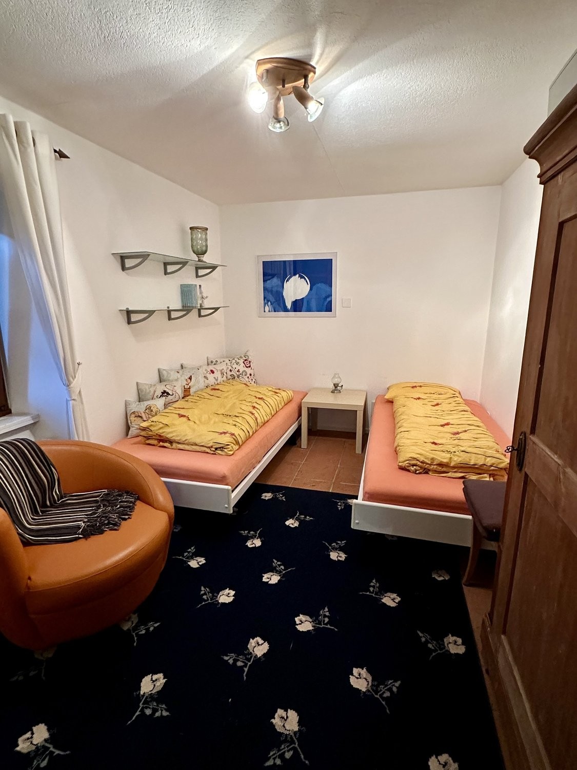 3 rooms furnished flat