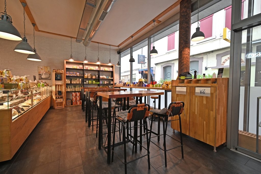 Commerce de 316m², photo 3 sur 8