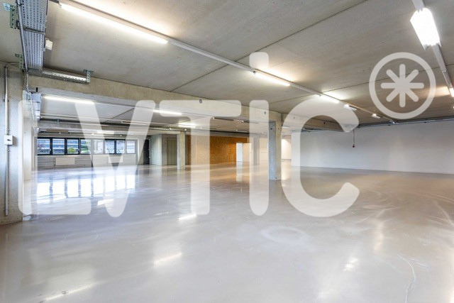 700m² atelier, Foto 2 von 5