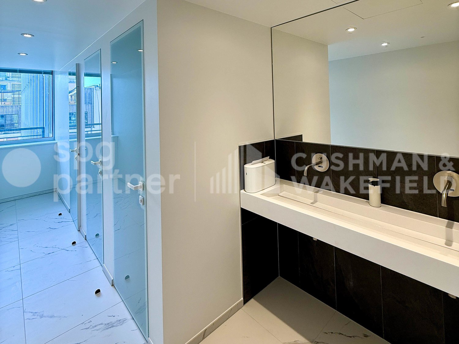 198m² office, Foto 7 von 10