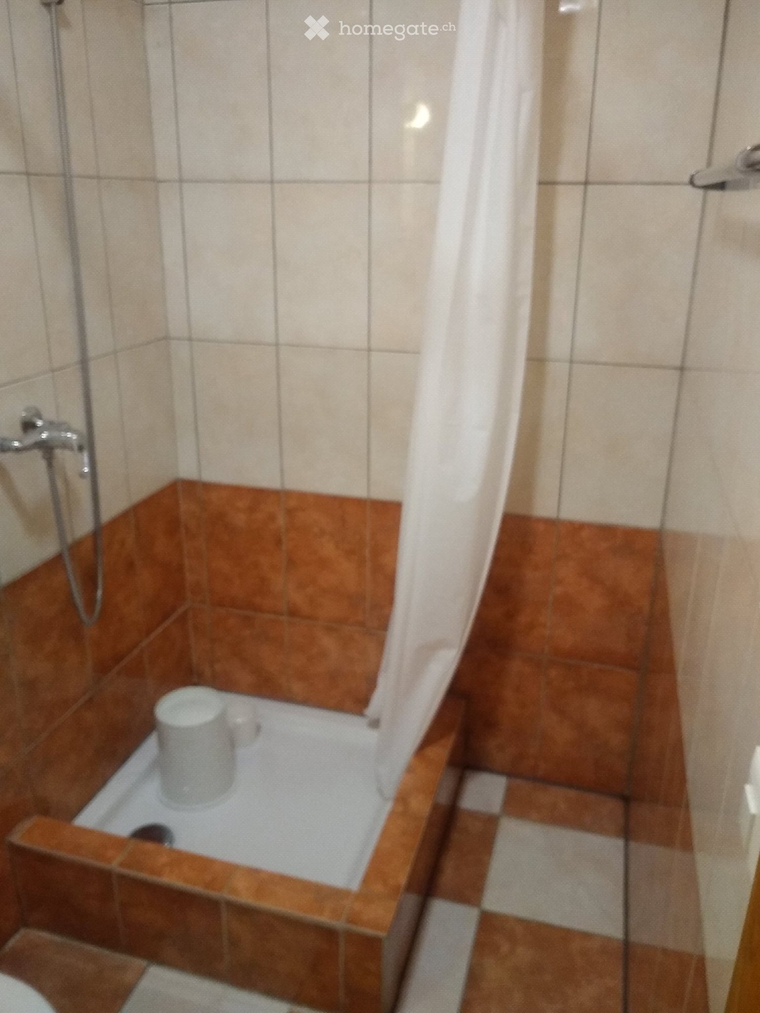 1 room single room