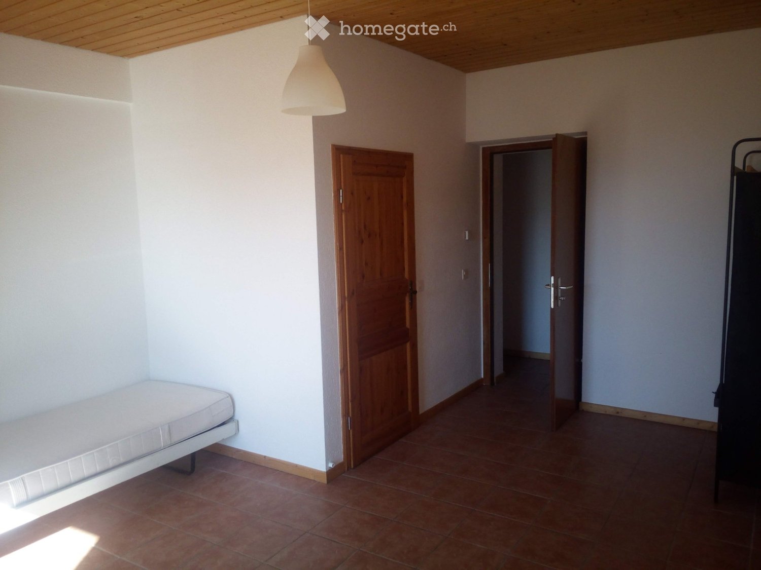 1 room single room